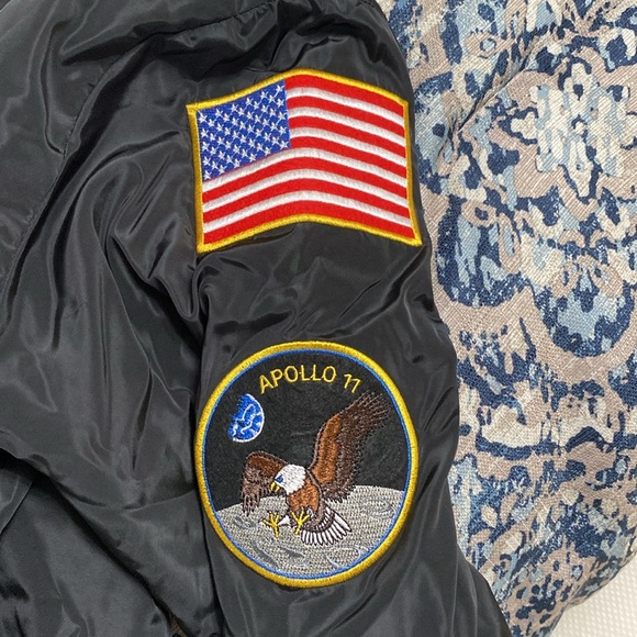NASA Bomber Jacket - Picture 9 of 10